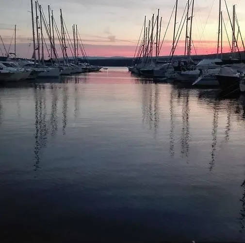 Vila Zlata Пунат